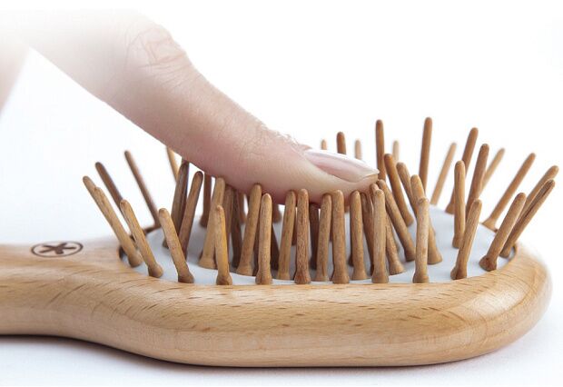 Массажная расческа из букового дерева Xiaomi Sculpting Hair Massage Comb SC-32 (Natural) - 4
